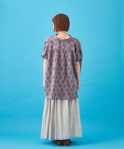 CUBE SUGAR（キューブシュガー）の「WEB限定 ボイル プリント 製品染め ギャザー シャツ（シャツ/ブラウス・レディース・チャコールグレー/ベージュ/パープル/カーキ・M）」の13枚目の写真