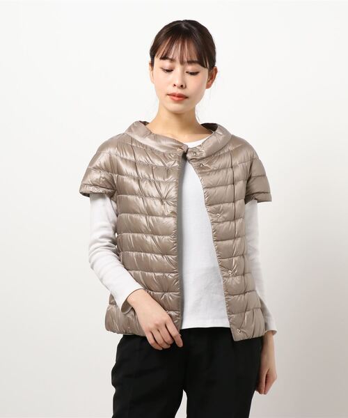 Herno ヘルノ 半袖ライトダウンジャケット ダウンジャケット コート Tite In The Store ティテ インザ ストア のファッション通販 Zozotown