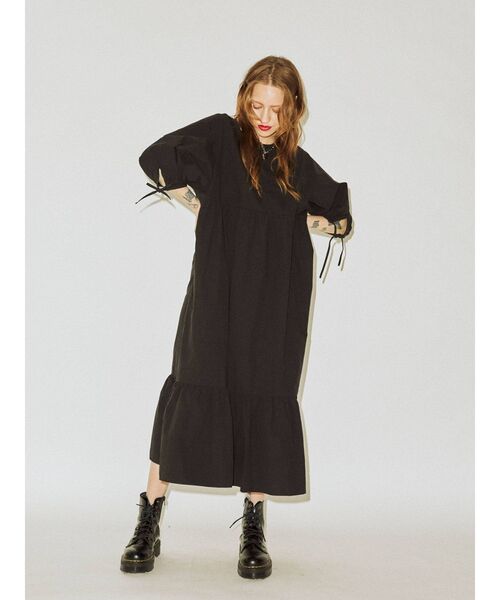 jouetie（ジュエティ）の「オーバーティアード2WAYワンピース（ワンピース・レディース・オフホワイト/ブラック/ラベンダー・MEDIUM）」の6枚目の写真