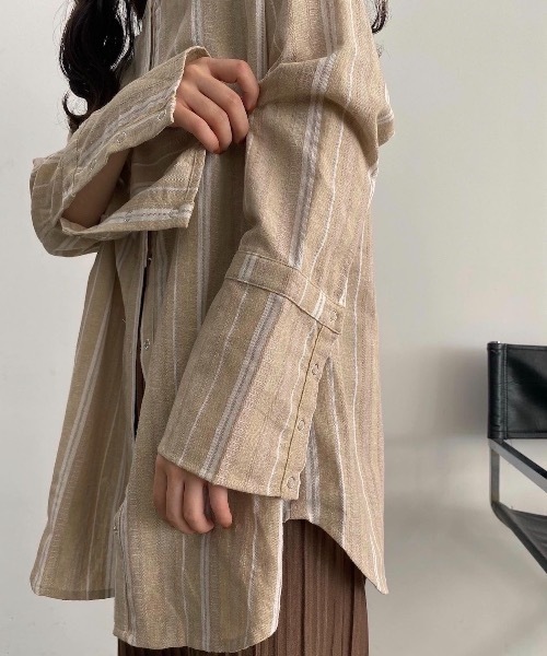 lawgy（ラウジー）の「long cuffs stripe shirt（シャツ/ブラウス・レディース・ベージュ系2/ベージュ系1・FREE）」の4枚目の写真