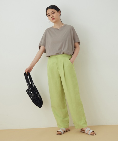 ADAM ET ROPE'（アダムエロペ）の「リラックスTシャツ（Tシャツ/カットソー・レディース・ブラック/ライトグレー/ホワイト/クリーム・FREE）」の7枚目の写真