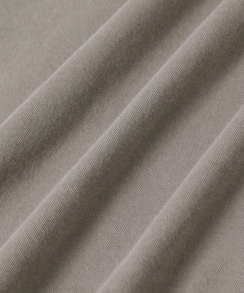 ADAM ET ROPE'（アダムエロペ）の「リラックスTシャツ（Tシャツ/カットソー・レディース・ブラック/ライトグレー/ホワイト/クリーム・FREE）」の15枚目の写真