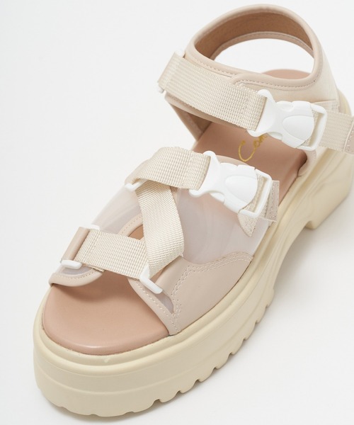 AS KNOW AS PINKY（アズノゥアズピンキー）の「クリアとテープスポサン（サンダル・レディース・ブラック/ベージュ・M/L）」の10枚目の写真