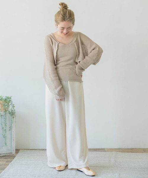 ITEMS URBANRESEARCH（アイテムズ アーバンリサーチ）の「インナーセットショート丈カーディガン（ニット/セーター・レディース・チャコールグレー/ブルー/ベージュ・FREE）」の15枚目の写真