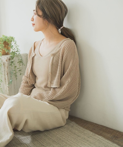ITEMS URBANRESEARCH（アイテムズ アーバンリサーチ）の「インナーセットショート丈カーディガン（ニット/セーター・レディース・チャコールグレー/ブルー/ベージュ・FREE）」の18枚目の写真