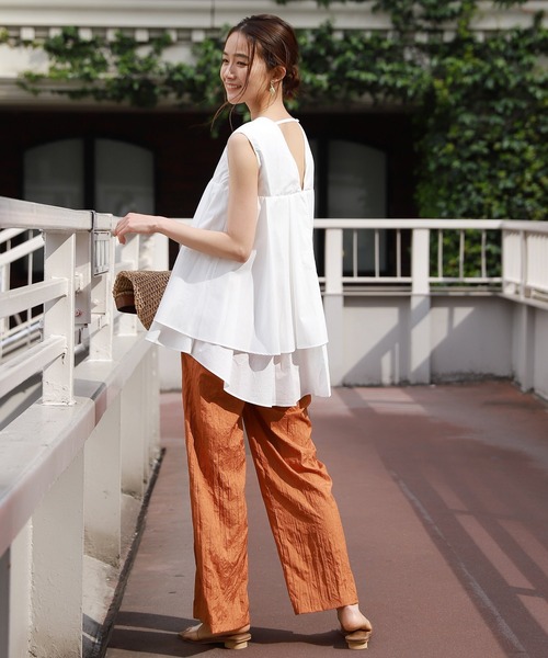 Andemiu（アンデミュウ）の「ギャザーノースリーブブラウス951766（Tシャツ/カットソー・レディース・ライトブルー/ブラック/オフホワイト・FREE）」の5枚目の写真