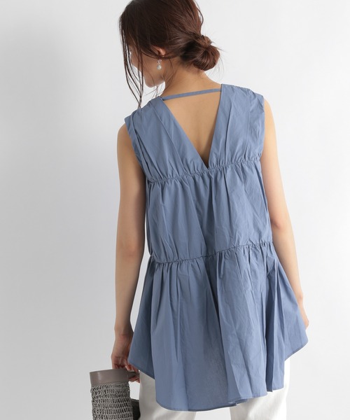 Andemiu（アンデミュウ）の「ギャザーノースリーブブラウス951766（Tシャツ/カットソー・レディース・ライトブルー/ブラック/オフホワイト・FREE）」の11枚目の写真