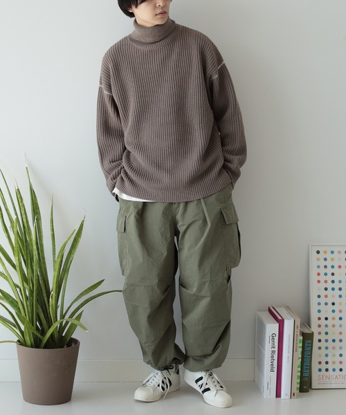 BeAMS DOT（ビームスドット）の「【WEB限定】BeAMS DOT / リンキング オーバー タートルネックニット（ニット/セーター・メンズ・ブラウン系その他4/ブラック系その他2・MEDIUM/LARGE）」の13枚目の写真