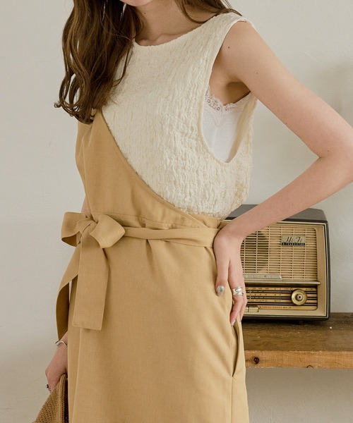 Ambre Neige（アンブルネージュ）の「2WAYシャーリングノースリーブ／【WEB/EC限定商品】（タンクトップ・レディース・ライトグリーン/アイボリー/ライトベージュ・FREE）」の5枚目の写真