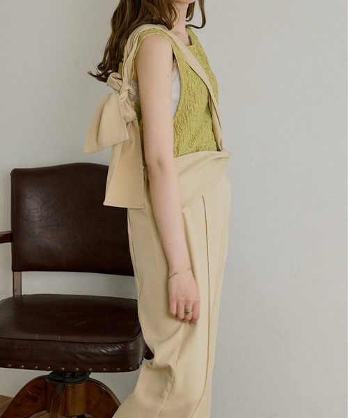 Ambre Neige（アンブルネージュ）の「2WAYシャーリングノースリーブ／【WEB/EC限定商品】（タンクトップ・レディース・ライトグリーン/アイボリー/ライトベージュ・FREE）」の15枚目の写真