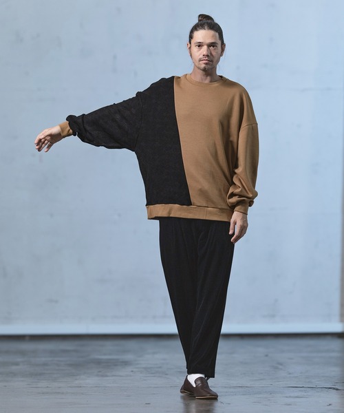 ANGENEHM（アンゲネーム）の「mlt3490-Cardboard Knit & Knit sew Switch Pullover (MADE IN JAPAN) プルオーバー（スウェット・メンズ・ブラック×グレー/ベージュ系その他・M/L）」の5枚目の写真