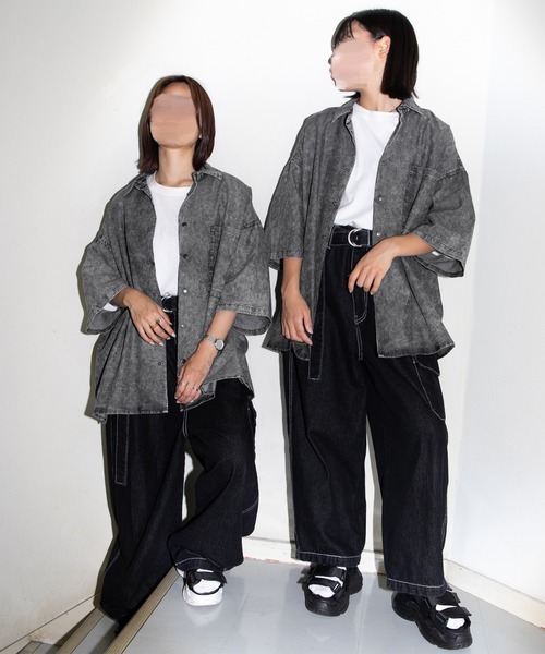 PairPair(ペアペア)の「ケミカルデニムBIGシャツ(ユニセックス)(シャツ/ブラウス・レディース・ブラック/ブルー・FREE)」の9枚目の写真