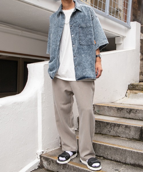 PairPair(ペアペア)の「ケミカルデニムBIGシャツ(ユニセックス)(シャツ/ブラウス・レディース・ブラック/ブルー・FREE)」の4枚目の写真