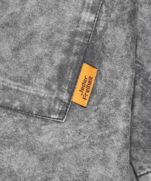 PairPair(ペアペア)の「ケミカルデニムBIGシャツ(ユニセックス)(シャツ/ブラウス・レディース・ブラック/ブルー・FREE)」の18枚目の写真