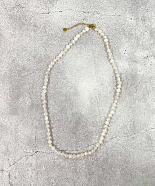 ALWAYS GOOD TIME（オルウェイズグッドタイム）の「【天然バロックパールネックレス】淡水パール／シルバー・ゴールド／ユニセックス（ネックレス・レディース・ホワイト/シルバー/ゴールド/シルバー系その他/シルバー系その他3/ゴールド系その他/ゴールド系その他3/ゴールド系その他4/シルバー系その他4・FREE）」の7枚目の写真