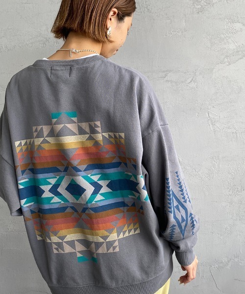 PENDLETON（ペンドルトン）の「【Begin 12月号掲載】[PENDLETON/ペンドルトン] 別注 バックプリントスウェット（スウェット・レディース・ホワイト/ブラック/ネイビー/グレー・S/M/L/XL）」の18枚目の写真