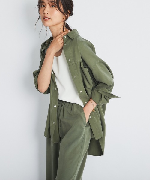 RIVE DROITE（リヴドロワ）の「コーディネートにこなれ感を演出　ストーンウォッシュオーバーシャツ（シャツ/ブラウス・レディース・ブラック/カーキ・FREE）」の9枚目の写真