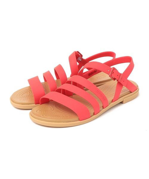 crocs(クロックス)の「crocs:トゥルム サンダル(サンダル・レディース・ブラック/レッド・23/24/22/25)」の2枚目の写真