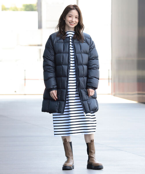 Pyrenex（ピレネックス）の「PYRENEX × stylist村山佳世子 × Demi-Luxe BEAMS / 別注 ARTNEY タフタダウンコート（ダウンジャケット/コート・レディース・ブラック/ネイビー/シルバー・40/38/36）」の12枚目の写真