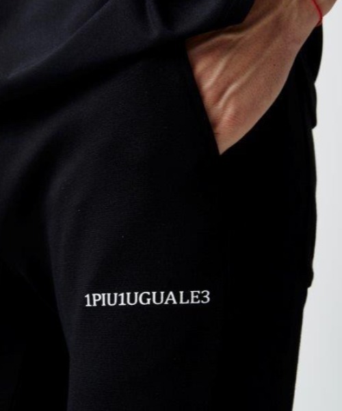1 piu 1 uguale 3（ウノピゥウノウグァーレトレ）の「【別注】1piu1 uguale3/ウノ ピゥ ウノ ウグァーレ トレ/スウェットパンツ（その他パンツ・メンズ・ブラック・4/6/5）」の5枚目の写真
