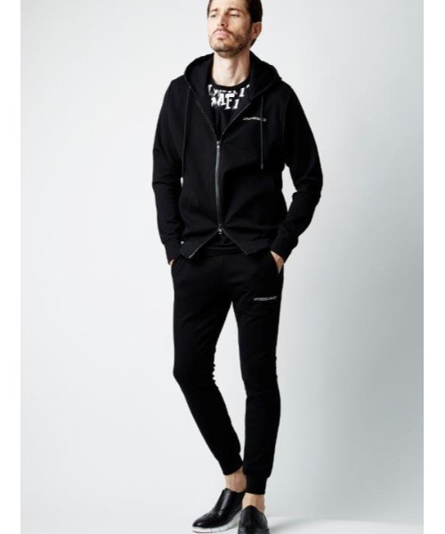 1 piu 1 uguale 3（ウノピゥウノウグァーレトレ）の「【別注】1piu1 uguale3/ウノ ピゥ ウノ ウグァーレ トレ/スウェットパンツ（その他パンツ・メンズ・ブラック・4/6/5）」の4枚目の写真