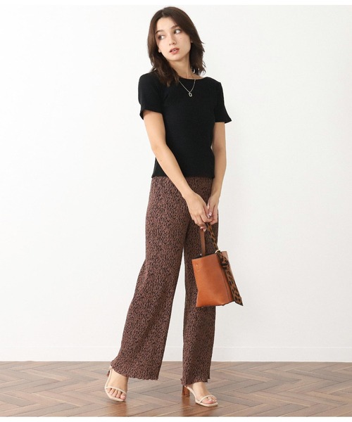 CHILLE(チル)の「アニマル柄ミニプリーツワイドパンツ(その他パンツ・レディース・ブラウン/ブルー/ブラック・FREE)」の11枚目の写真