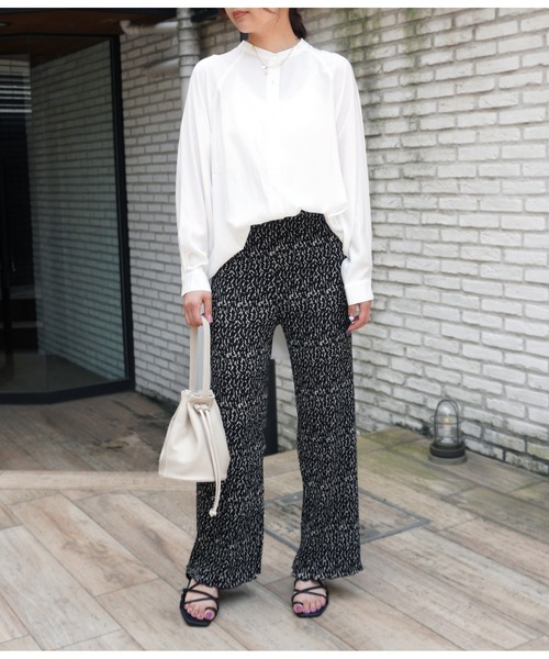 CHILLE(チル)の「アニマル柄ミニプリーツワイドパンツ(その他パンツ・レディース・ブラウン/ブルー/ブラック・FREE)」の22枚目の写真