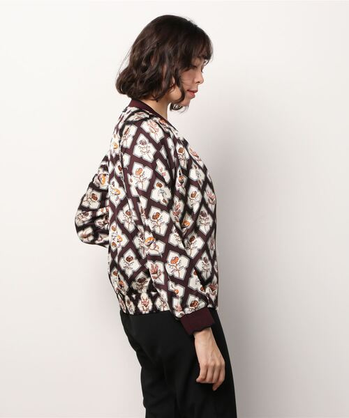 MAISON SCOTCH(メゾンスコッチ)の「リバーシブルボンバージャケット【162465】(ブルゾン・レディース・パープル系その他・X-SMALL/SMALL)」の4枚目の写真