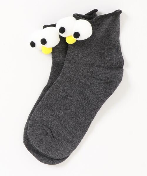 Anuenue（アヌエヌエ）の「キョロキョロ付き ショートソックス靴下（ソックス/靴下・キッズ・ホワイト/ライトブルー/ブラック/ベージュ/パープル/グレー/レッド/イエロー/オレンジ/ブルー/グリーン/ダークグレー/マスタード/ワインレッド/ライトパープル/ピンク/ライトピンク/サーモンピンク/黄緑系/ピンク系1・FREE）」の4枚目の写真