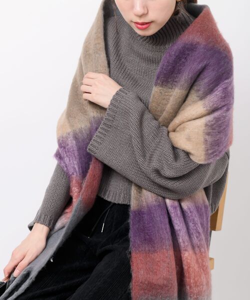 rps（アールピーエス）の「チェック柄ボリュームマフラー（マフラー・レディース・イエロー/グリーン/パープル/マスタード/オレンジ/グレー/ライトグレー/ダークグリーン/ブルー/ダークパープル/ラベンダー/ブラウン・フリー）」の9枚目の写真