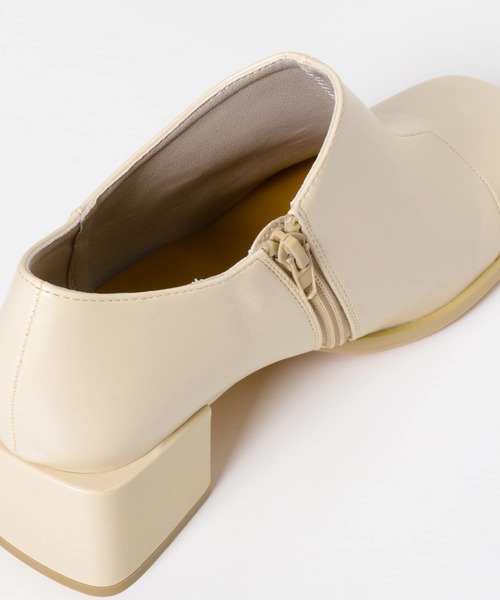 SENSE OF PLACE by URBAN RESEARCH(センスオブプレイスバイアーバンリサーチ)の「スクエアトウブーティー(ブーツ・レディース・ブラック/モカ/アイボリー・SMALL/LARGE/MEDIUM)」の5枚目の写真