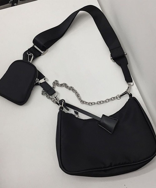 meJane（ミージェーン）の「ポーチ付きショルダーバッグ（ショルダーバッグ・レディース・ブラック・FREE）」の7枚目の写真