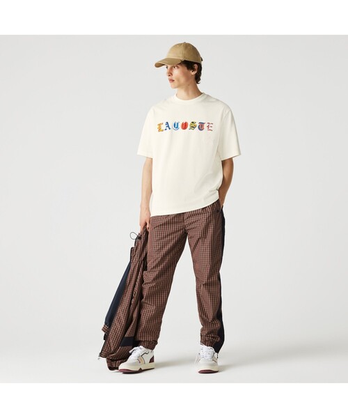 LACOSTE L!VE（ラコステライブ）の「LACOSTE L!VE マルチカラーオールドイングリッシュネームTシャツ（Tシャツ/カットソー・メンズ・ホワイト/スミクロ・L/M/S/XS）」の3枚目の写真