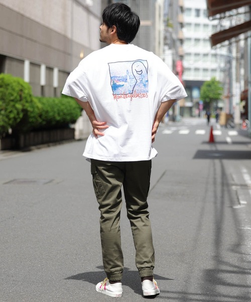 Mark Gonzales（マーク・ゴンザレス）の「Mark Gonzales(マーク ゴンザレス)バックプリントフォト風イラストTシャツ（Tシャツ/カットソー・メンズ・ホワイト/ライトグレー・XL/M/L）」の16枚目の写真