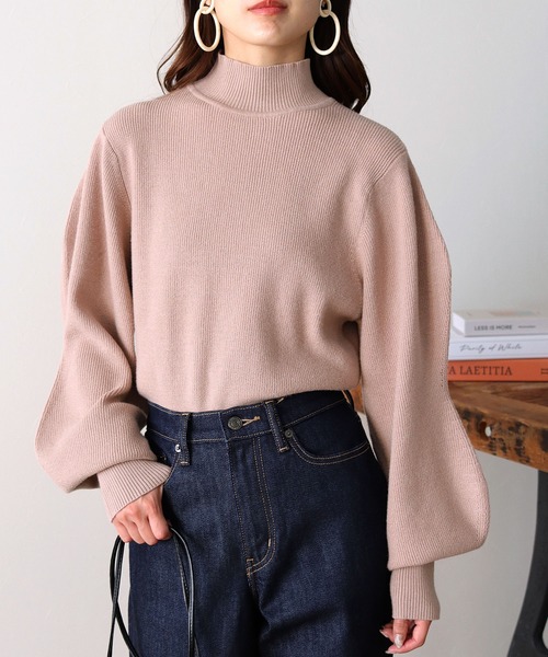HER CLOSET(ハークローゼット)の「【shemoshelly】もちもちデザインボリュームスリーブハイネックニット(ニット/セーター・レディース・ブラック/アイボリー/ピンクベージュ/モカ/グリーン/ブルーグレー・M)」の12枚目の写真