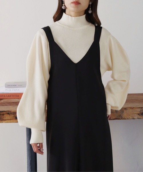 HER CLOSET(ハークローゼット)の「【shemoshelly】もちもちデザインボリュームスリーブハイネックニット(ニット/セーター・レディース・ブラック/アイボリー/ピンクベージュ/モカ/グリーン/ブルーグレー・M)」の15枚目の写真