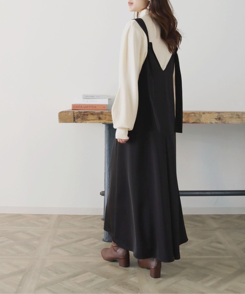 HER CLOSET(ハークローゼット)の「【shemoshelly】もちもちデザインボリュームスリーブハイネックニット(ニット/セーター・レディース・ブラック/アイボリー/ピンクベージュ/モカ/グリーン/ブルーグレー・M)」の16枚目の写真