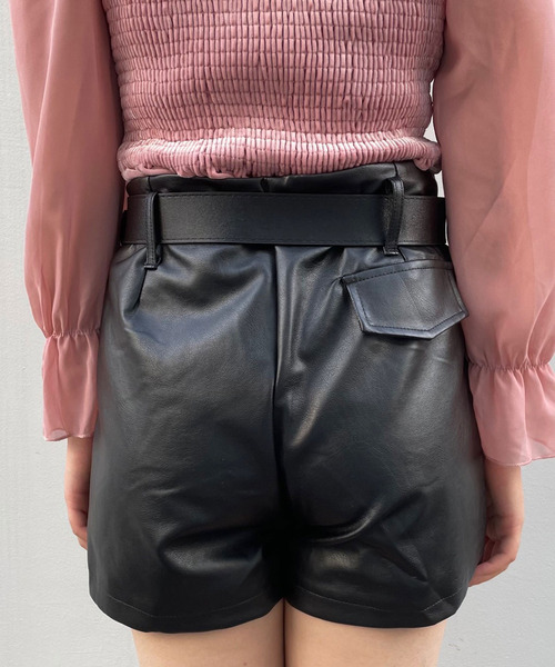 titty＆Co. PETIT（ティティアンドコープティ）の「【titty&Co.PETIT】フェイクレザーベルトショーパン（その他パンツ・レディース・ブラック/ブラウン・SMALL/MEDIUM/LARGE）」の5枚目の写真