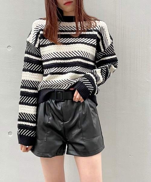 titty＆Co. PETIT（ティティアンドコープティ）の「【titty&Co.PETIT】フェイクレザーベルトショーパン（その他パンツ・レディース・ブラック/ブラウン・SMALL/MEDIUM/LARGE）」の16枚目の写真