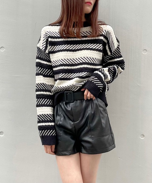 titty＆Co. PETIT（ティティアンドコープティ）の「【titty&Co.PETIT】フェイクレザーベルトショーパン（その他パンツ・レディース・ブラック/ブラウン・SMALL/MEDIUM/LARGE）」の17枚目の写真