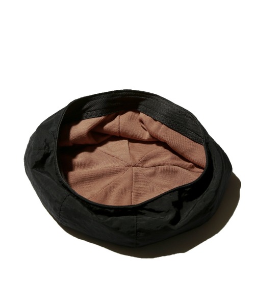 Subciety（サブサエティ）の「NYLON BERET（ハンチング/ベレー帽・メンズ・ブラック/カーキ・FREE）」の4枚目の写真