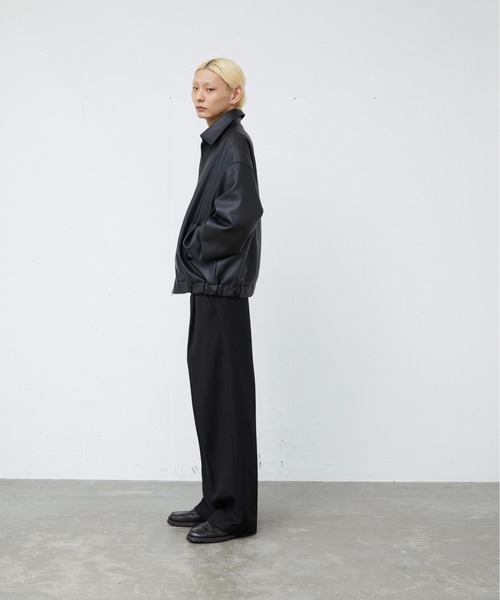 FEKETE（フェケテ）の「FEKETE VEGAN LEATHER WIDE SLEEVE BLOUSON（ブルゾン・メンズ・ブラック/ベージュ/マスタード・FREE）」の16枚目の写真