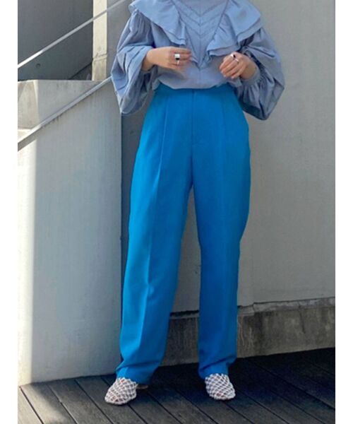 Ungrid(アングリッド)の「ハイウエストルーズテーパードパンツ(スラックス・レディース・ブラック/ブルー/アイボリー・SMALL/MEDIUM)」の9枚目の写真