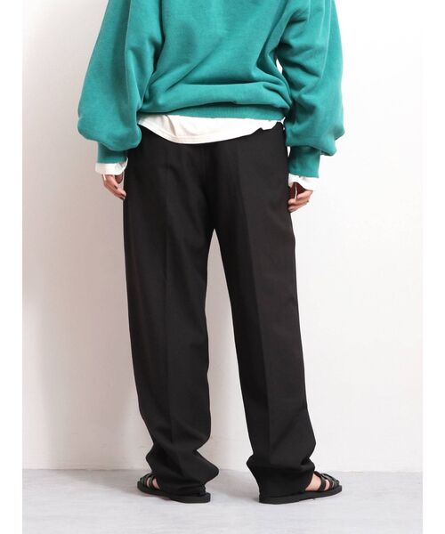 Ungrid(アングリッド)の「ハイウエストルーズテーパードパンツ(スラックス・レディース・ブラック/ブルー/アイボリー・SMALL/MEDIUM)」の16枚目の写真