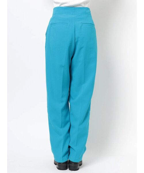 Ungrid(アングリッド)の「ハイウエストルーズテーパードパンツ(スラックス・レディース・ブラック/ブルー/アイボリー・SMALL/MEDIUM)」の21枚目の写真