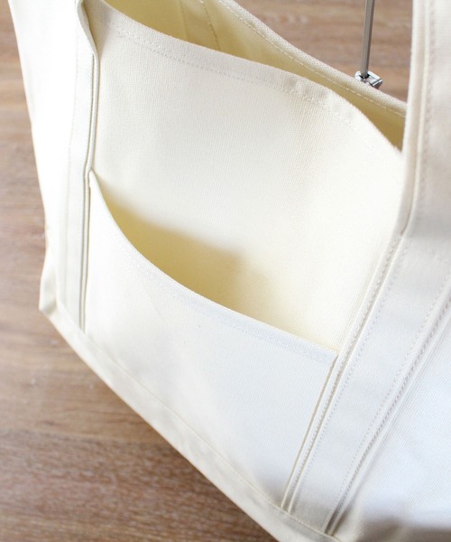 MAKE UP(メイクアップ)の「MAKE UP TIMELESS TIMELESS キャンバストートバッグL(バンダナ付)(トートバッグ・メンズ・オフホワイト/ネイビー/グレー/ブラック・FREE)」の6枚目の写真