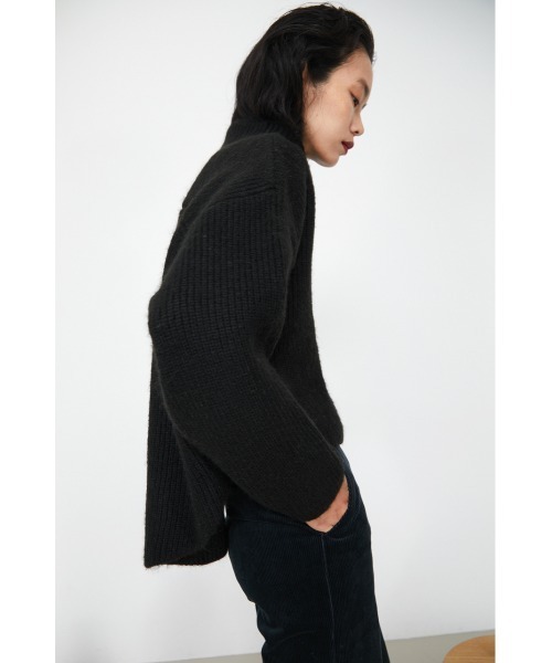 RIM.ARK（リムアーク）の「Soft yarn short knit（ニット/セーター・レディース・チャコールグレー/ライトブラウン/ブラック・FREE）」の4枚目の写真