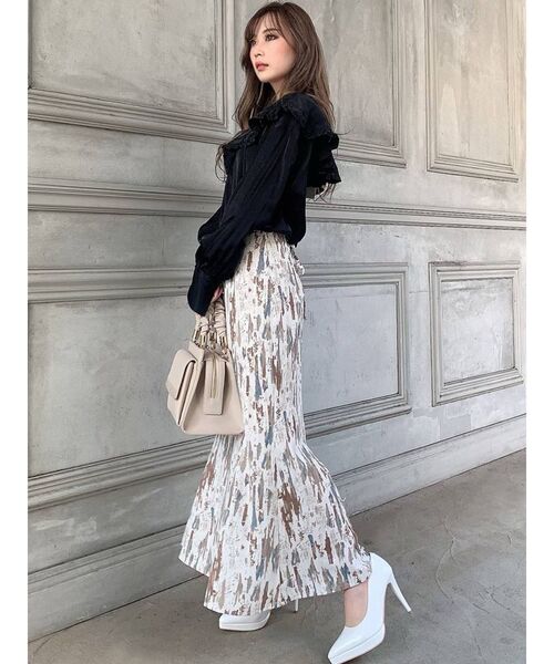 RESEXXY（リゼクシー）の「ボリュームスリーブラッフルブラウス（シャツ/ブラウス・レディース・ホワイト/ブラック/オレンジ・FREE）」の11枚目の写真