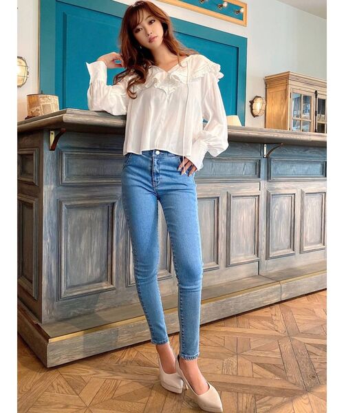 RESEXXY（リゼクシー）の「ボリュームスリーブラッフルブラウス（シャツ/ブラウス・レディース・ホワイト/ブラック/オレンジ・FREE）」の17枚目の写真