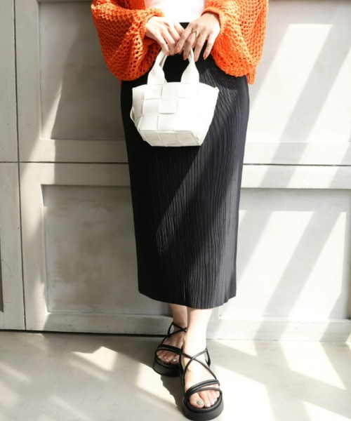 moment+（モーメントプラス）の「フェイクレザー 2WAY編み込みショルダーバッグ（ショルダーバッグ・レディース・ブラック/オフホワイト/オレンジ/グリーン/イエロー×グリーン・FREE）」の9枚目の写真